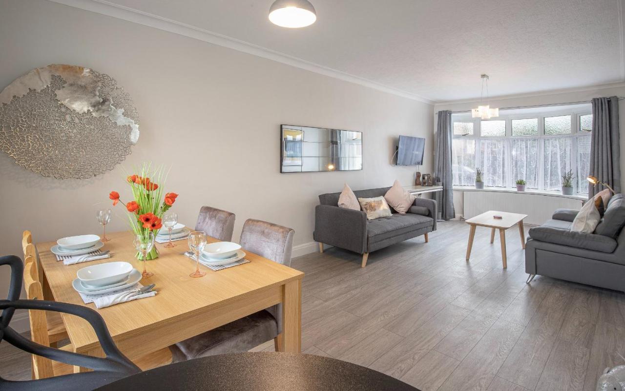 Fantastic! Family Home: Free Parking Blackpool Exterior photo